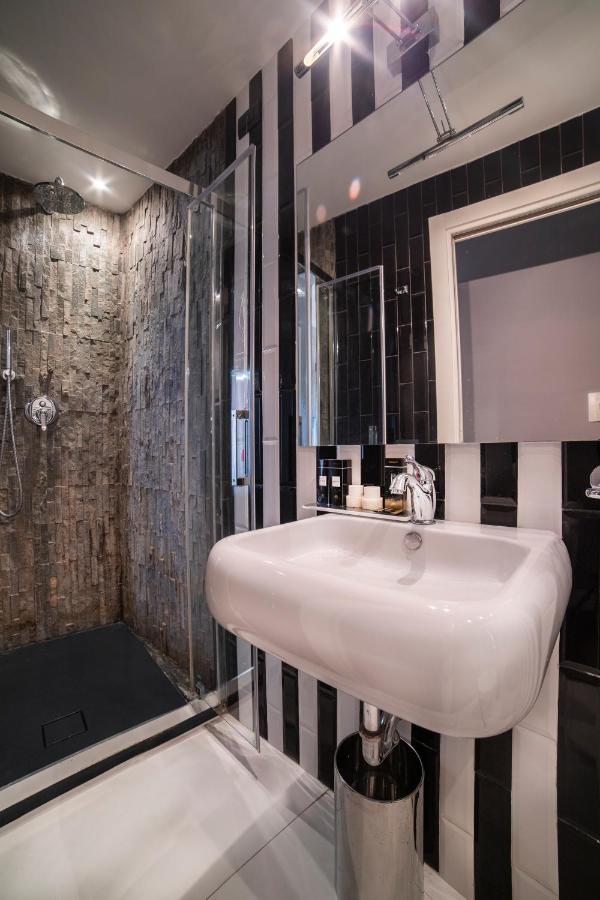 Relais San Lorenzo In Lucina Рим Екстер'єр фото